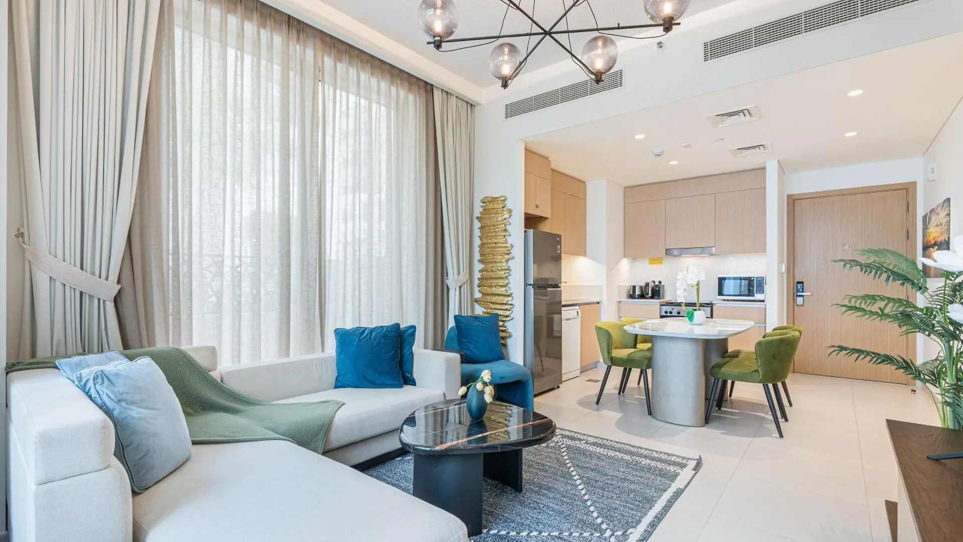 Lejlighed Creek Home With Private Terrace & Direct Pool Access Dubai